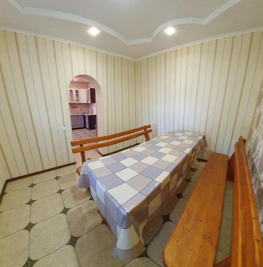 Appartamento Гірська Роса Verkhniy Yasenov Esterno foto