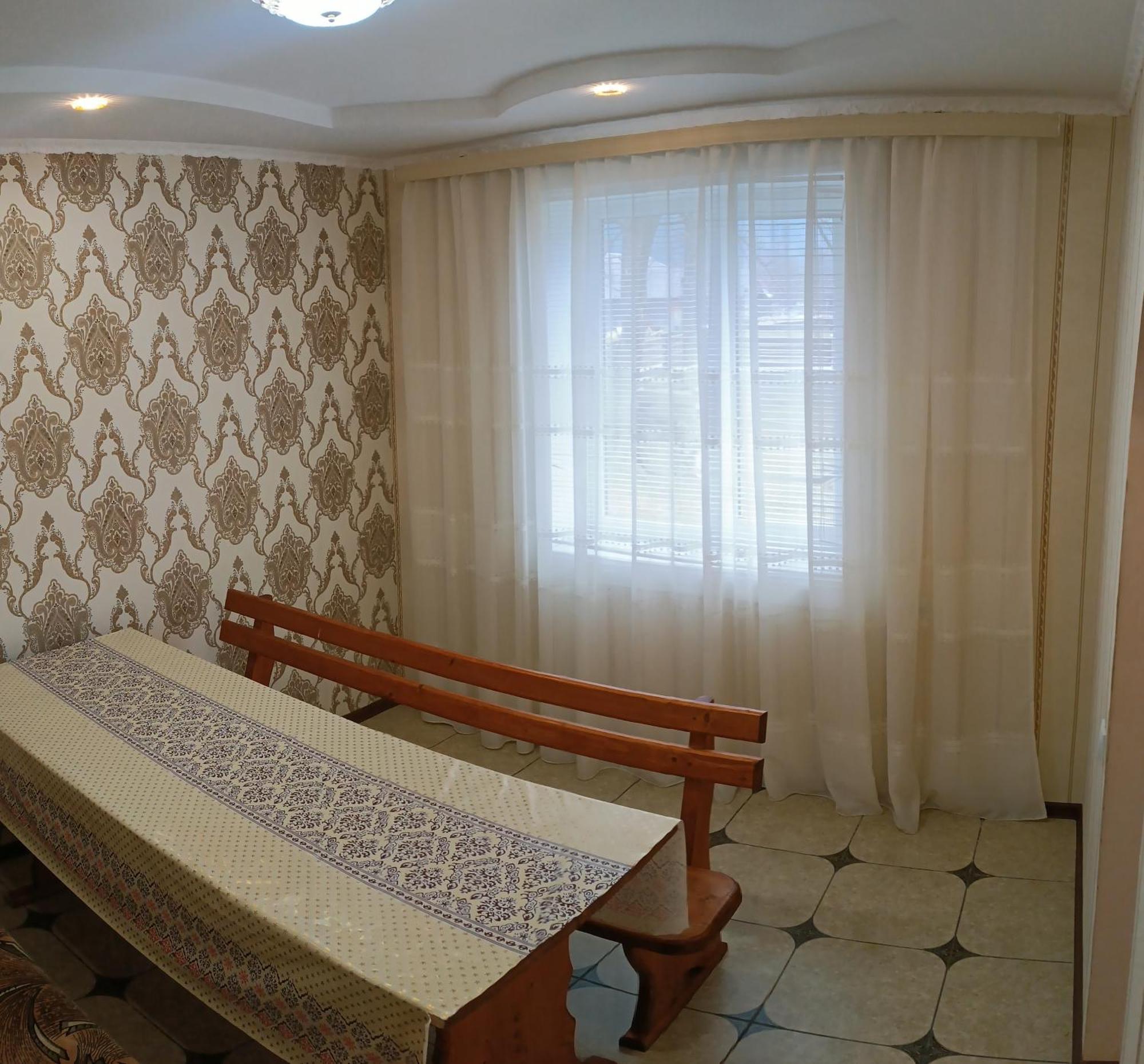 Appartamento Гірська Роса Verkhniy Yasenov Esterno foto
